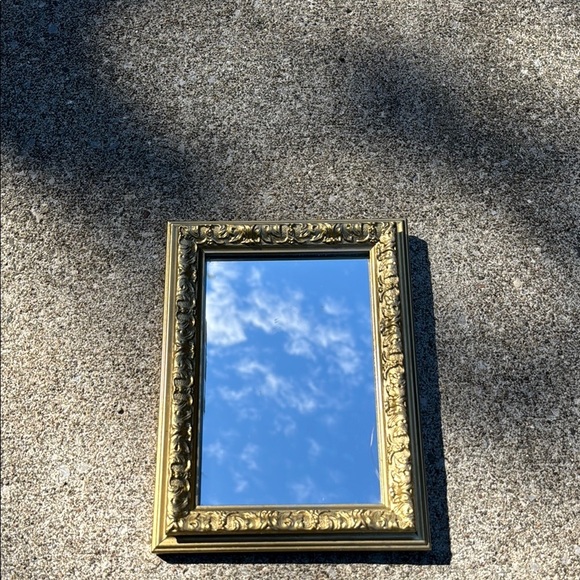 Gold Ornate Mirror with Intricate Baroque Design - Picture 1 of 7